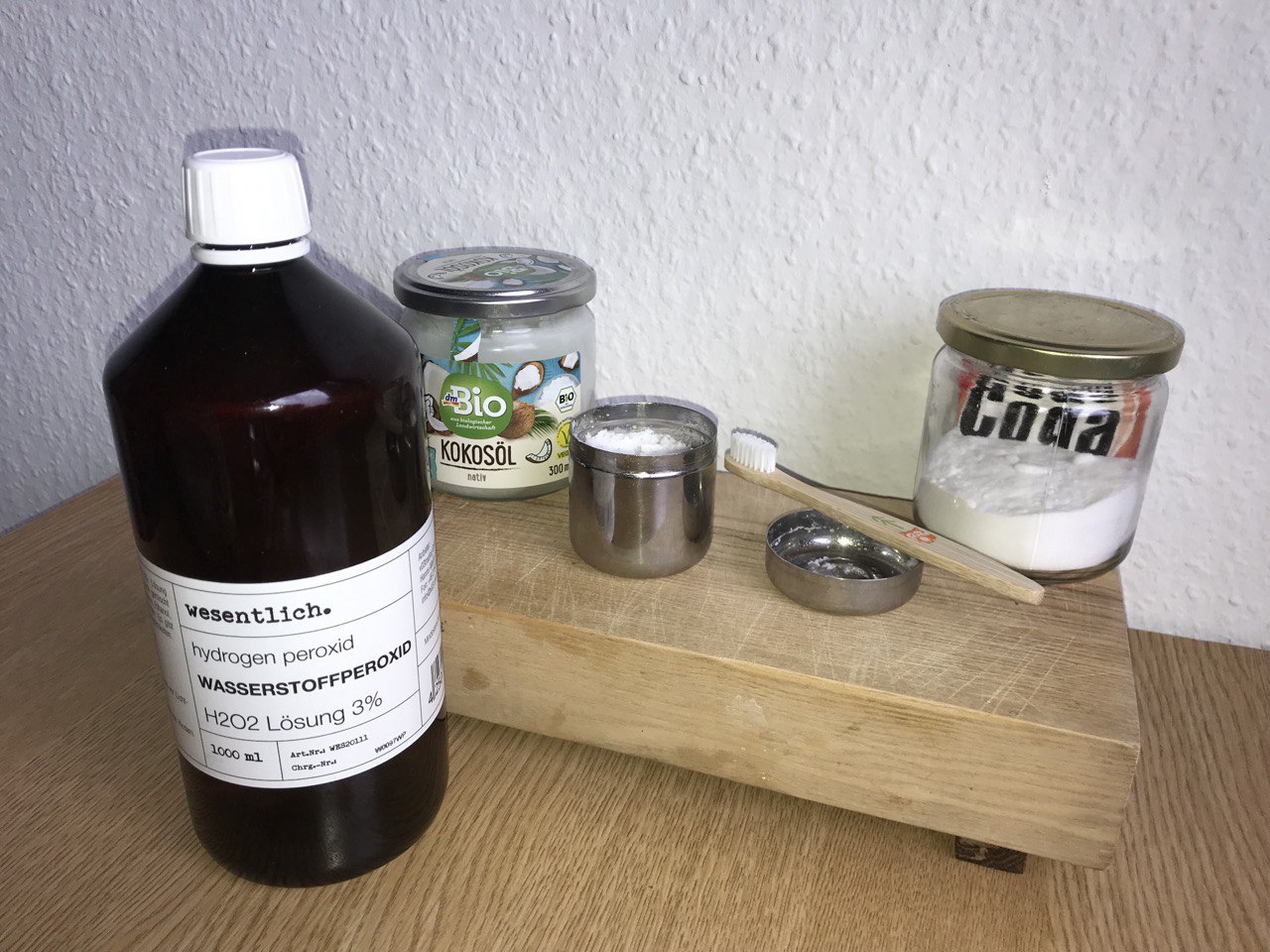 homemade toothpaste a la Dr. Berg